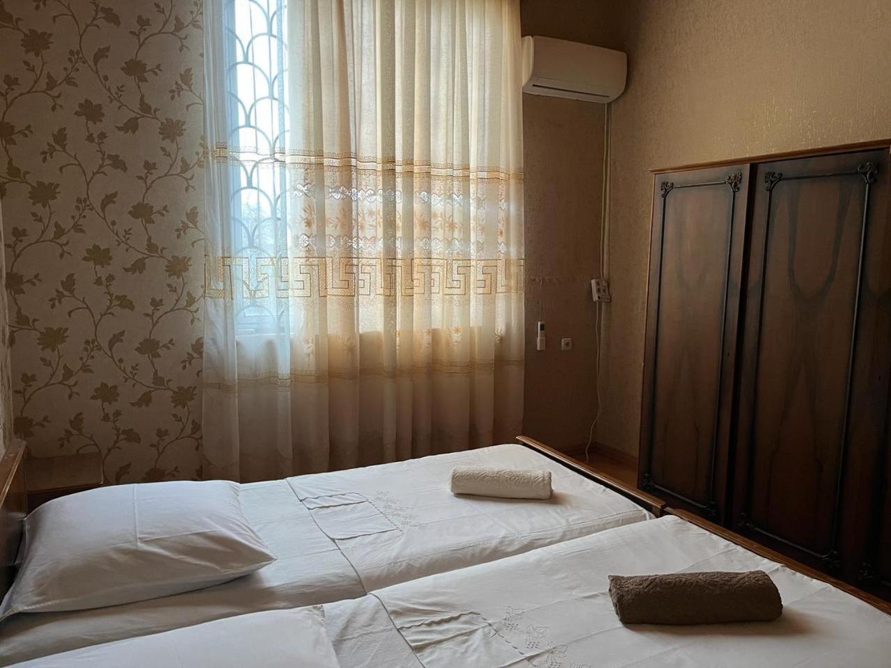 Guest House Levan II Dadiani Zugdidi Luaran gambar